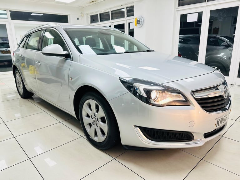 image for  Vauxhall Insignia 1.6 CDTi ecoFLEX Tech Line Sports Tourer Euro 6 (s/s) 5dr Diesel Manual