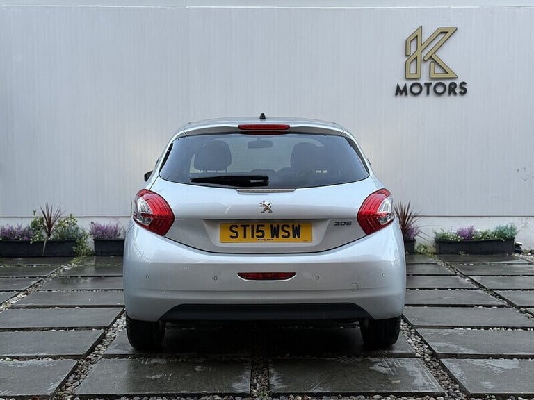 2015 Peugeot 208 1.2 VTi Style 3dr HATCHBACK PETROL Manual