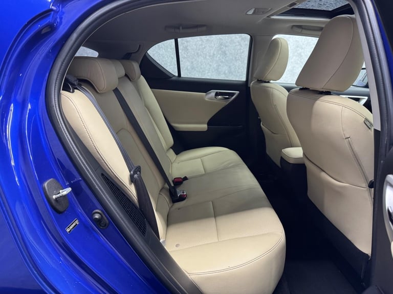 2013 Lexus CT 1.8 200h Luxury CVT Euro 5 (s/s) 5dr HATCHBACK Petrol/Electric Hybrid Automatic