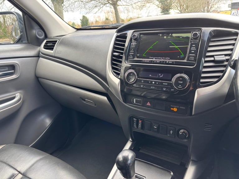 2017 Mitsubishi L200 2.4 DI-D DC Barbarian Auto 4WD Euro 6 4dr PICK UP Diesel Automatic