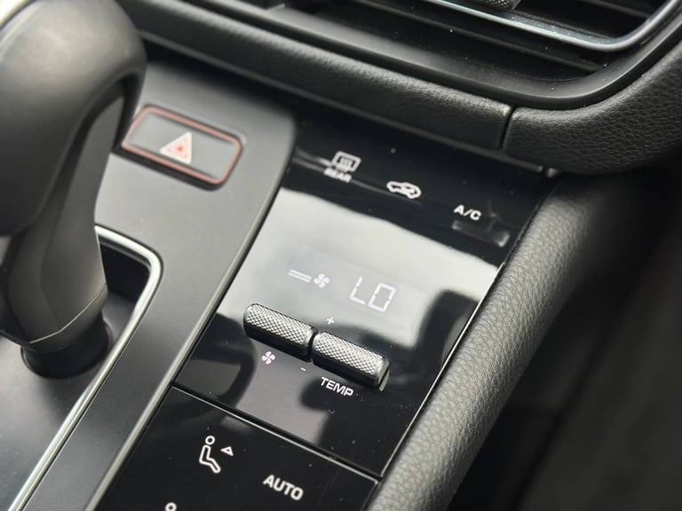 2024 Porsche Macan 5dr PDK SUV Petrol Automatic
