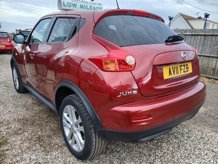 2011 Nissan Juke 1.6 Acenta 5dr [Premium Pack] HATCHBACK Petrol Manual