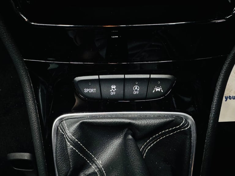 2016 Vauxhall Astra 1.6 CDTi BlueInjection SRi Nav Euro 6 (s/s) 5dr HATCHBACK Diesel Manual