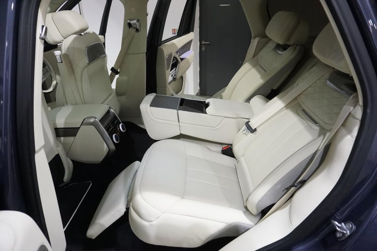 2023 Land Rover Range Rover 3.0 P550e 38.2kWh SV SUV 5dr Petrol Plug-in Hybrid Auto 4WD Euro 6 (s...