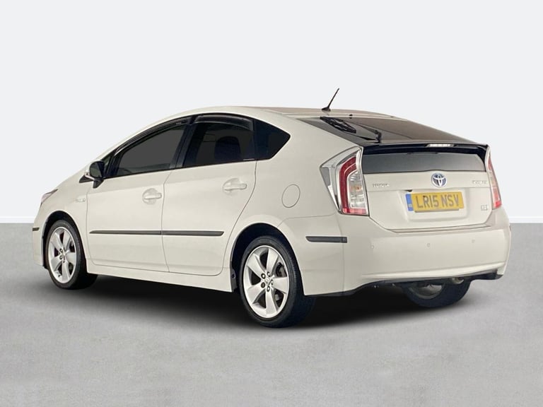 2015 Toyota Prius 1.8 VVTi T Spirit 5dr CVT Auto HATCHBACK PETROL/ELECTRIC Automatic
