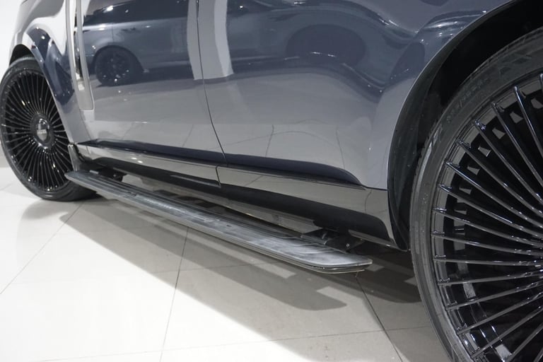 2023 Land Rover Range Rover 3.0 P550e 38.2kWh SV SUV 5dr Petrol Plug-in Hybrid Auto 4WD Euro 6 (s...