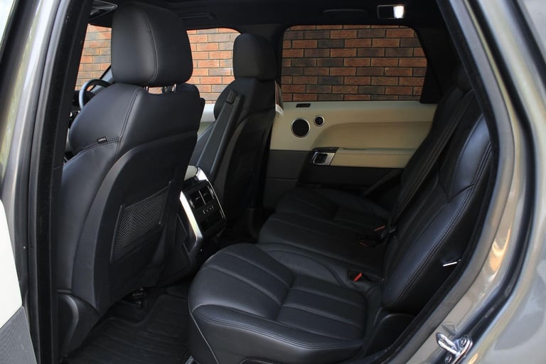2017 Land Rover Range Rover Sport 3.0 SD V6 HSE Dynamic Auto 4WD Euro 6 (s/s) 5dr ESTATE Diesel A...