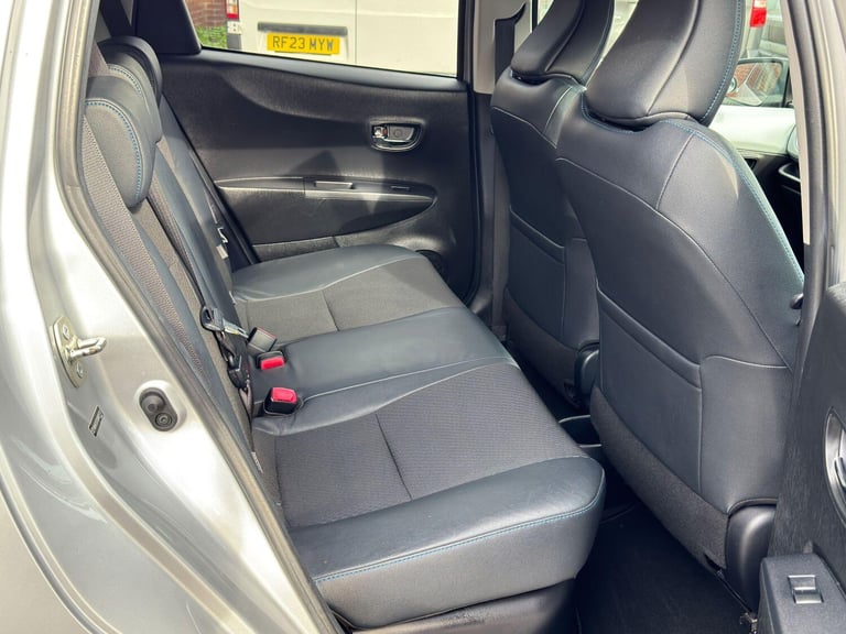  Toyota Yaris 1.5 VVT-h T Spirit CVT Euro 5 5dr Petrol/Electric Hybrid Automatic