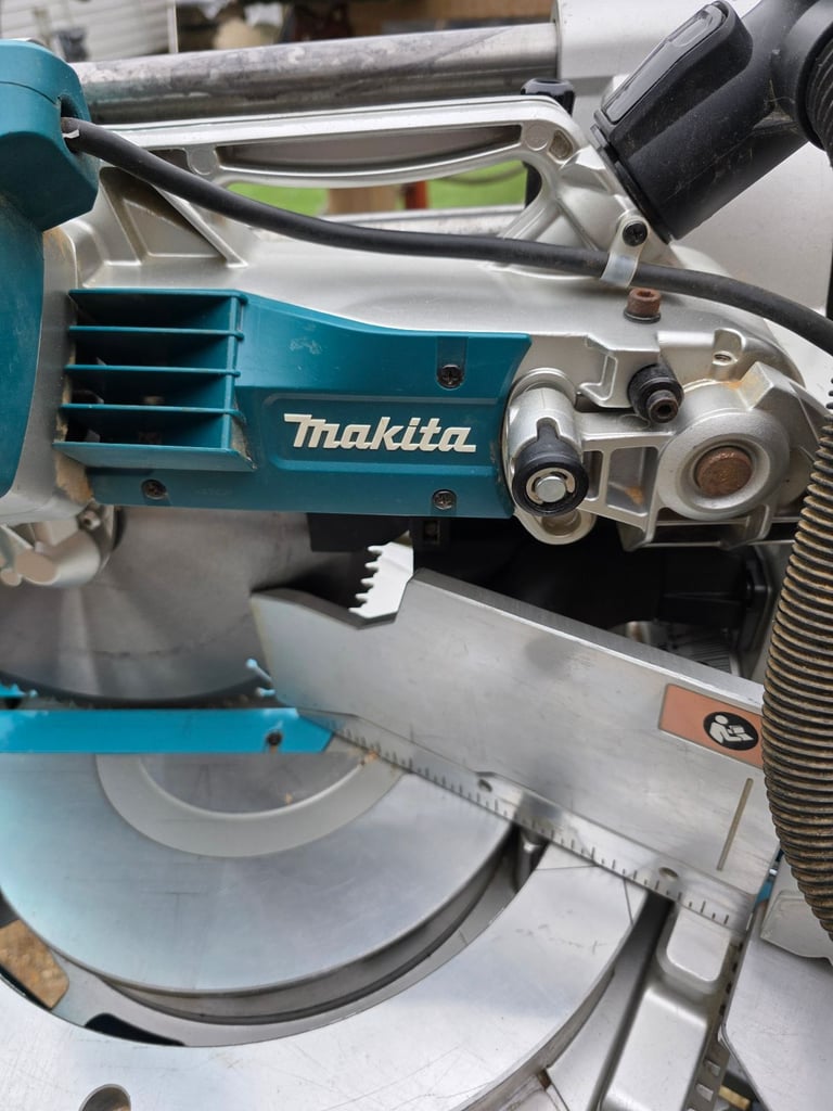 Makita chopsaw 
