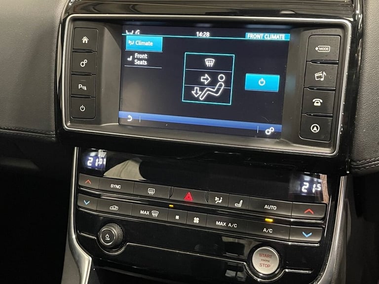 2018 Jaguar XE 2.0d Portfolio Saloon 4dr Diesel Manual Euro 6 (s/s) (180 ps) Saloon Diesel Manual