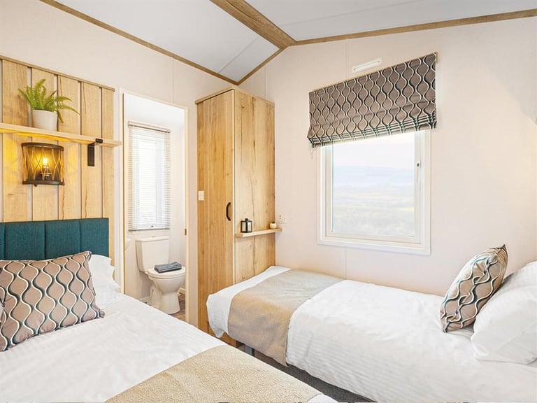 2 BEDROOM STATIC CARAVAN FOR SALE IN LANCASHIRE ON QUIET PARK