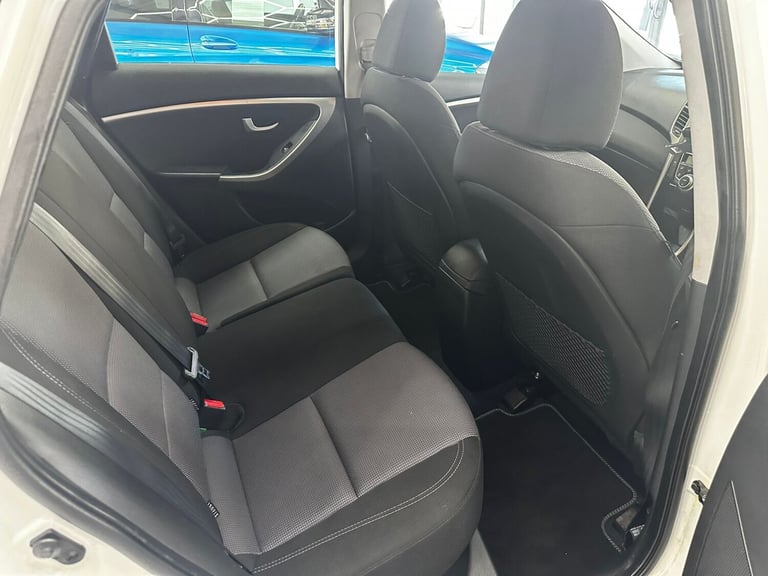 HYUNDAI I30 1.6 CRDi Blue Drive Style 2013