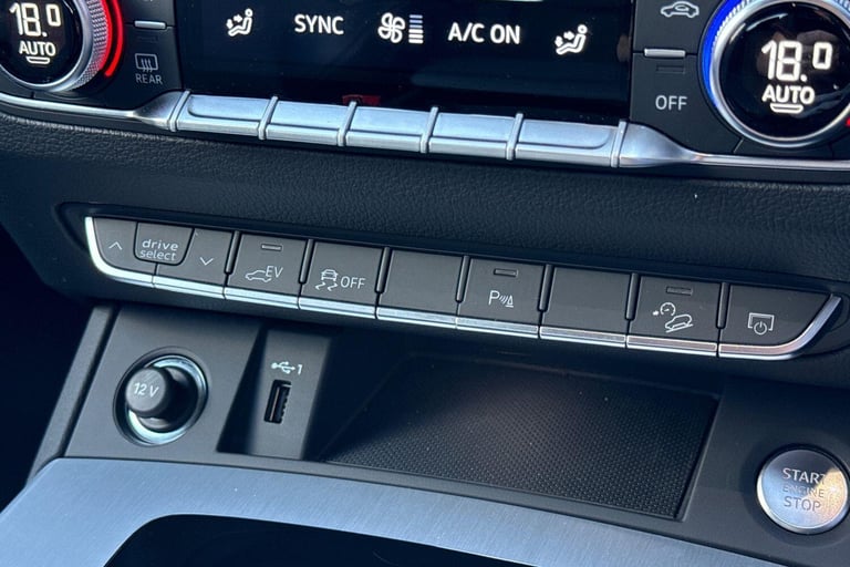 2024 Audi Q5 2.0 TFSIe 50 S line SUV 5dr Petrol Plug-in Hybrid S Tronic quattro Euro 6 ( ESTATE P...