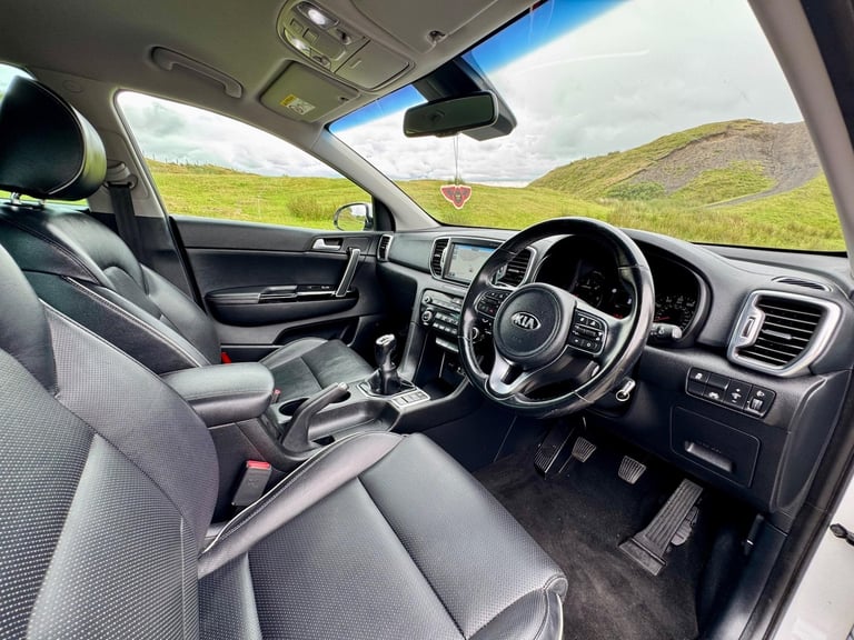 2016 Kia Sportage 1.7 CRDi 3 Euro 6 (s/s) 5dr ESTATE Diesel Manual