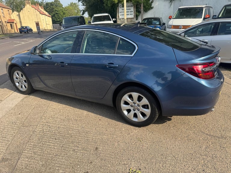 2016 Vauxhall Insignia 2.0 CDTi ecoFLEX Tech Line Euro 6 (s/s) 5dr HATCHBACK Diesel Manual