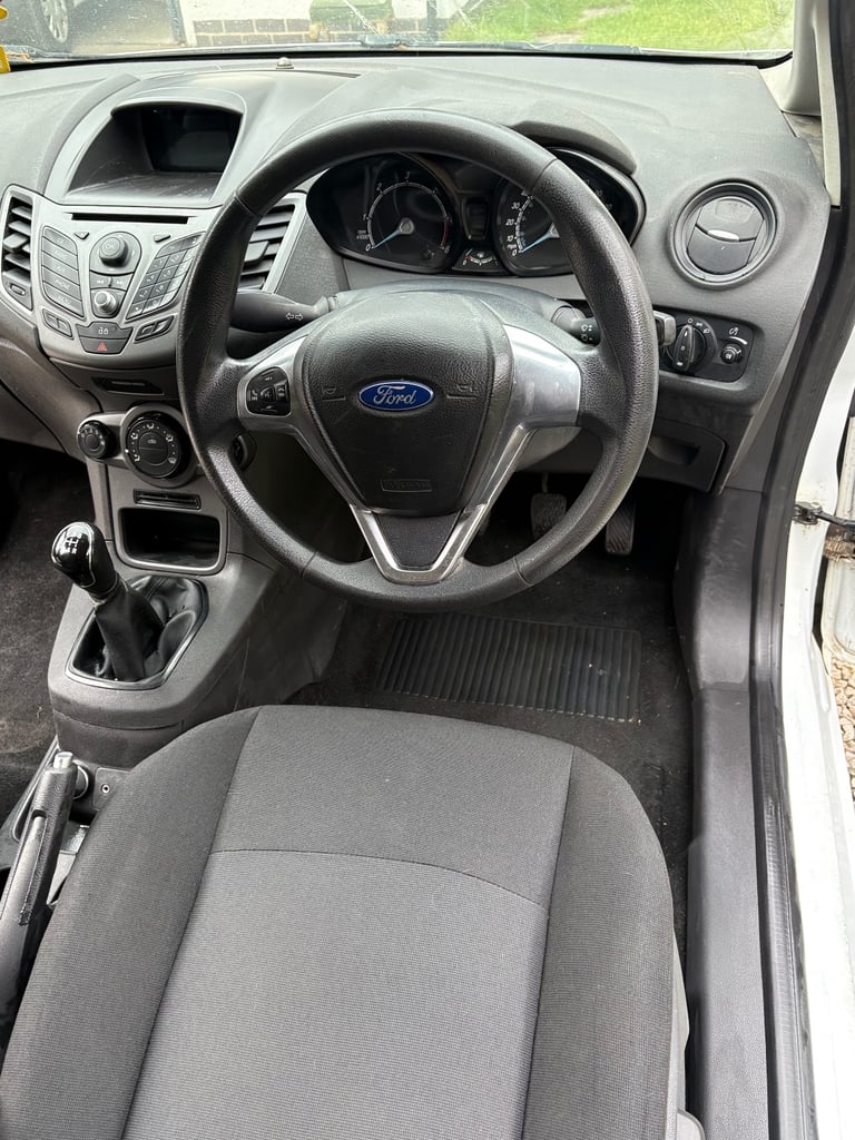 Ford FIESTA Van 2014 1.5
