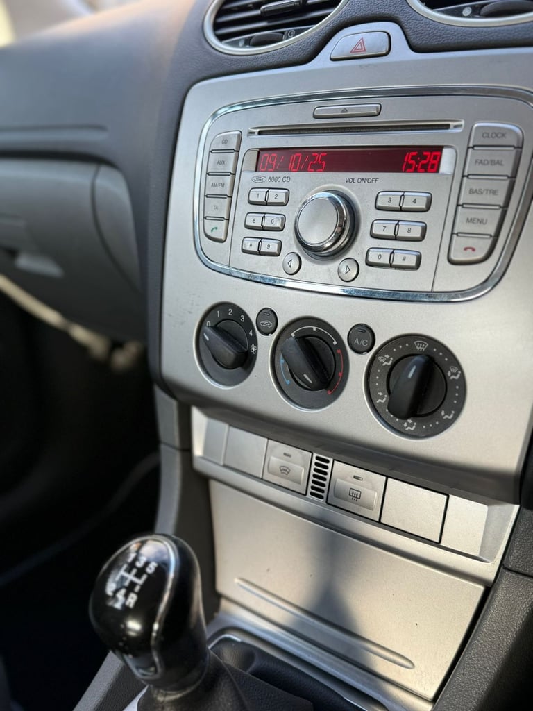 Ford, FOCUS, Hatchback, 2009, Manual, 1596 (cc), 5 doors
