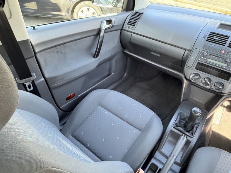 2003 Volkswagen Polo 1.2 S Hatchback 5dr Petrol Manual (144 g/km, 55 bhp) Hatchback Petrol Manual