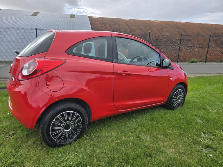 Ford, KA, Hatchback, 2015, Manual, 1242 (cc), 3 doors
