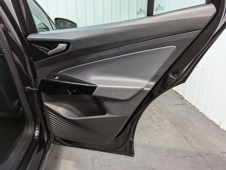 2021 Volkswagen ID.4 ID4 Life 5dr SUV Electric Automatic