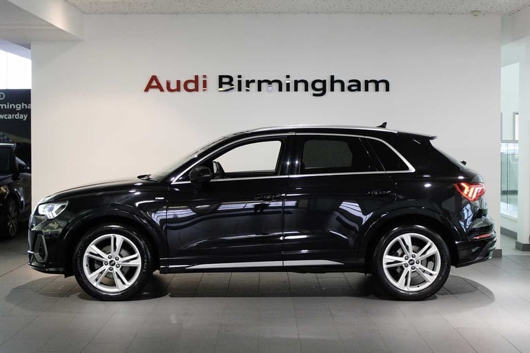 2022 Audi Q3 35 TFSI S Line 5dr S Tronic SUV Petrol Automatic