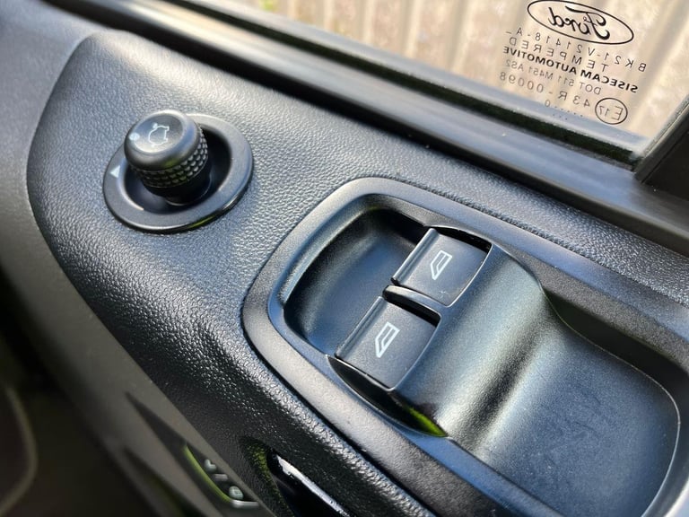 2020 Ford Transit Custom 300L2 Limited Van 2.0l 170ps 6 Speed in Moondust Silver