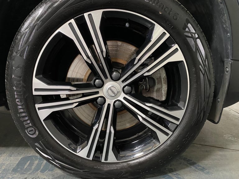 2022 Volvo XC40 1.5h T5 Twin Engine Recharge 10.7kWh Inscription Pro Auto Euro 6 (s/s) 5dr ESTATE...