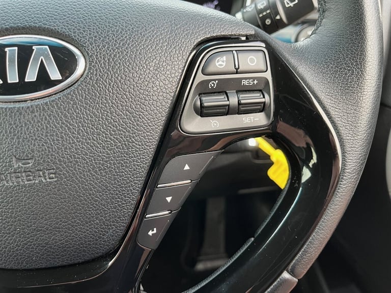 2014 Kia Ceed 1.6 CRDi 3 EcoDynamics 5dr HATCHBACK DIESEL Manual