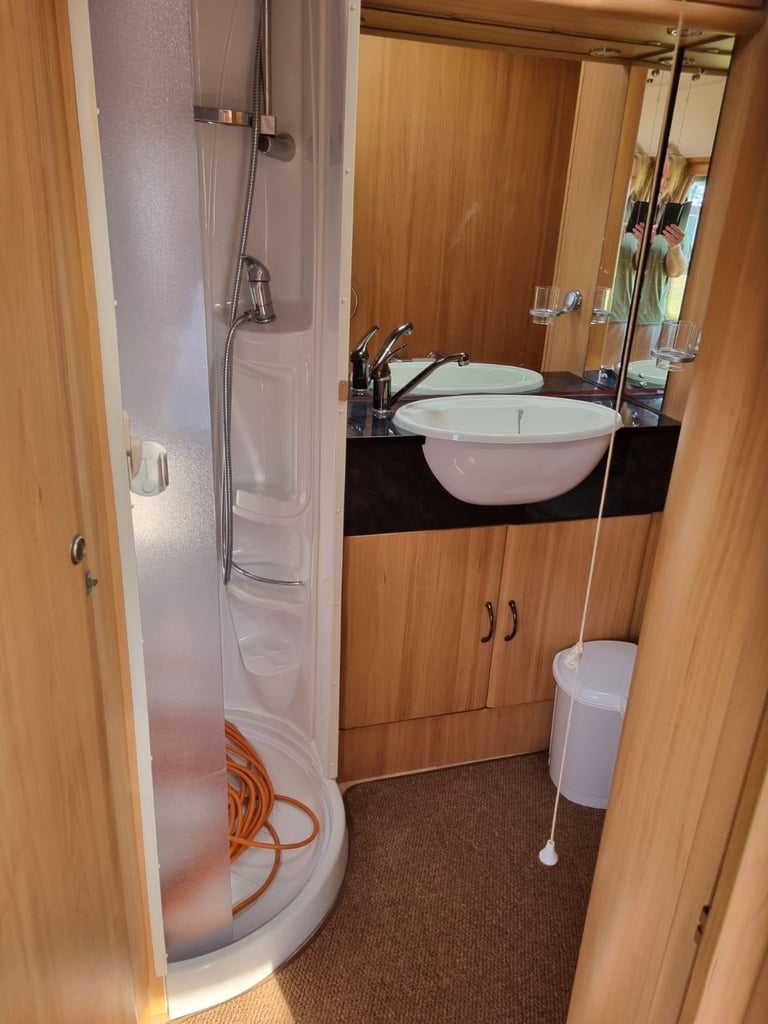 Avondale Argente 642-4 fixed bed 4 motor movers  