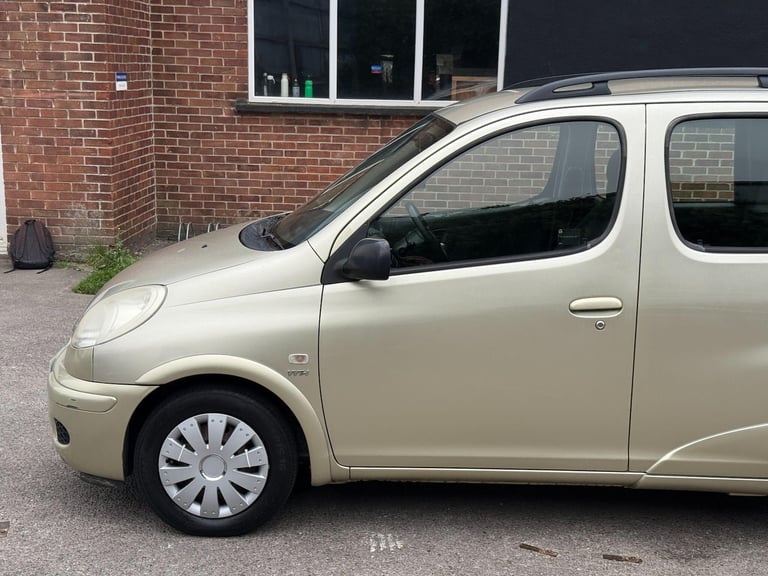 2005 Toyota Yaris Verso 1.3 VVT-i T3 5dr MPV Petrol Automatic