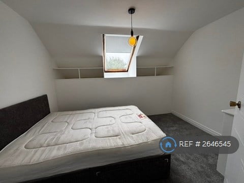 2 bedroom house in Elmgreen Close, London, E15 (2 bed) (#2646545)