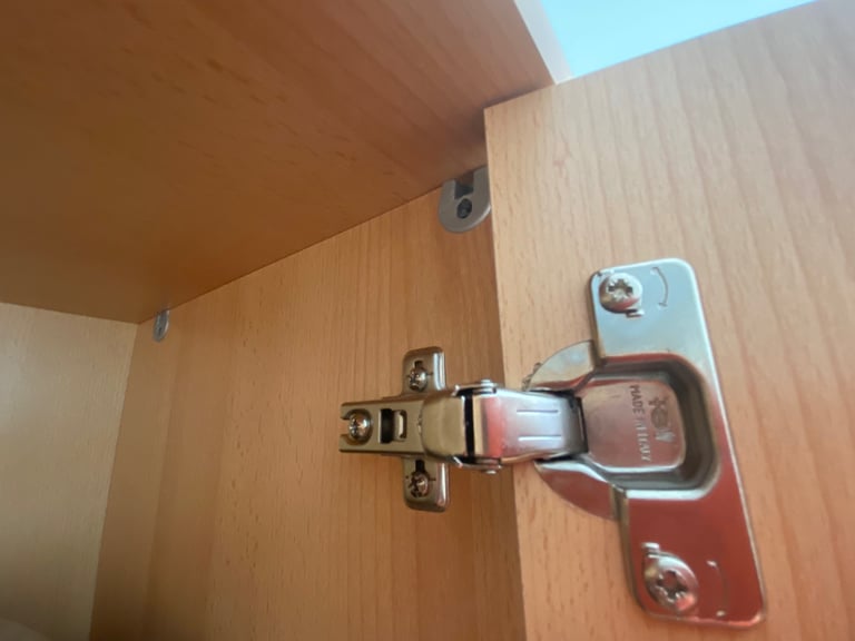 ‼️ QUICK SALE Wardrobe with key 🔑 