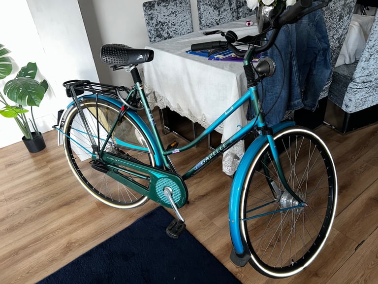 Bike 28 inch wheels 