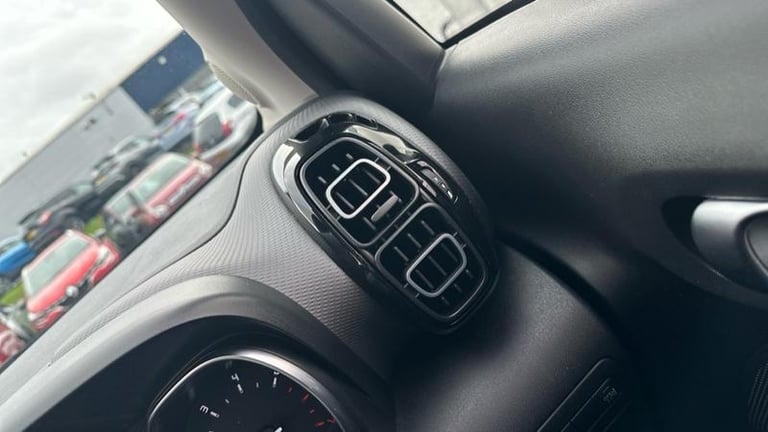 2019 Citroen C3 Aircross 1.2 PureTech Flair 5dr MPV PETROL Manual