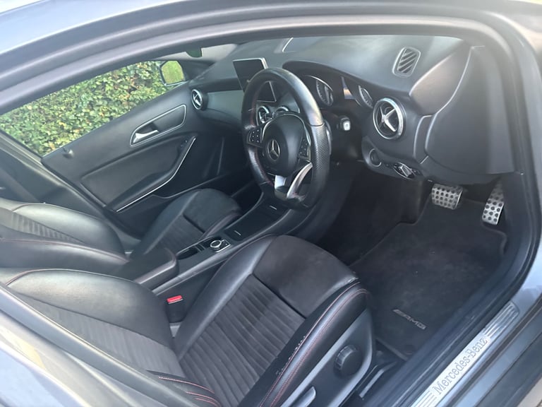 2016 Mercedes GLA220d 4Matic AMG Line 