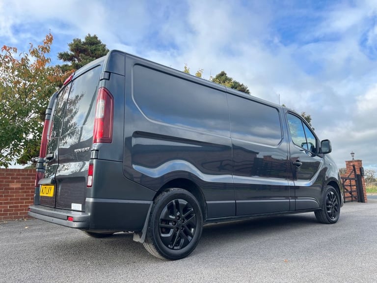 2021 Renault Trafic LL30 ENERGY dCi 120 Sport Nav Van PANEL VAN DIESEL Manual
