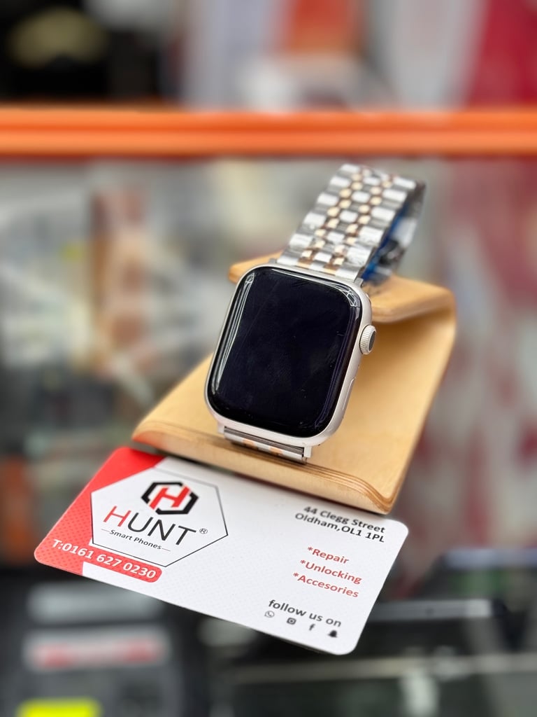 image for Apple Watch Series 8 45mm in Excellent condition with New Metal Strap with Shop Warranty 
