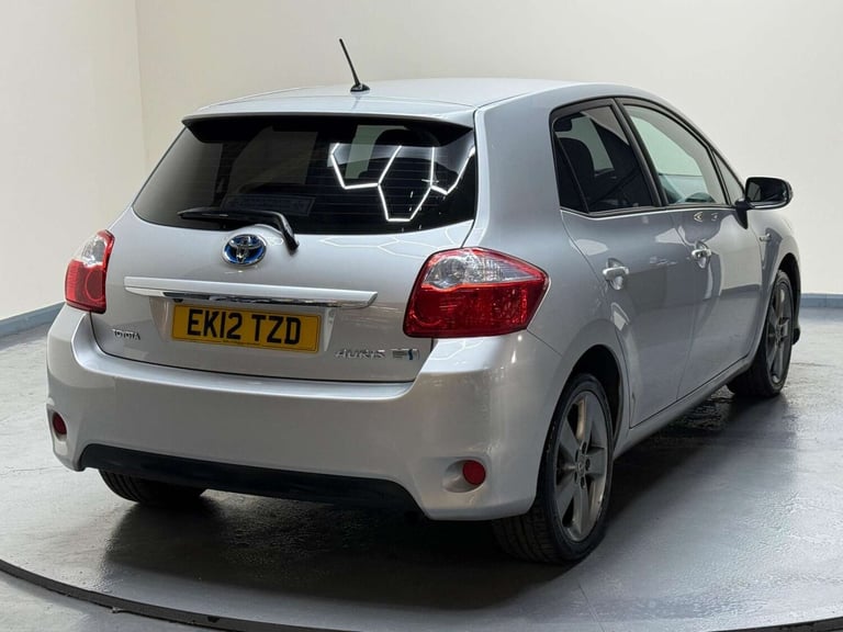 2012 Toyota Auris 1.8 VVT-h T Spirit CVT Euro 5 (s/s) 5dr Hatchback Hybrid Automatic