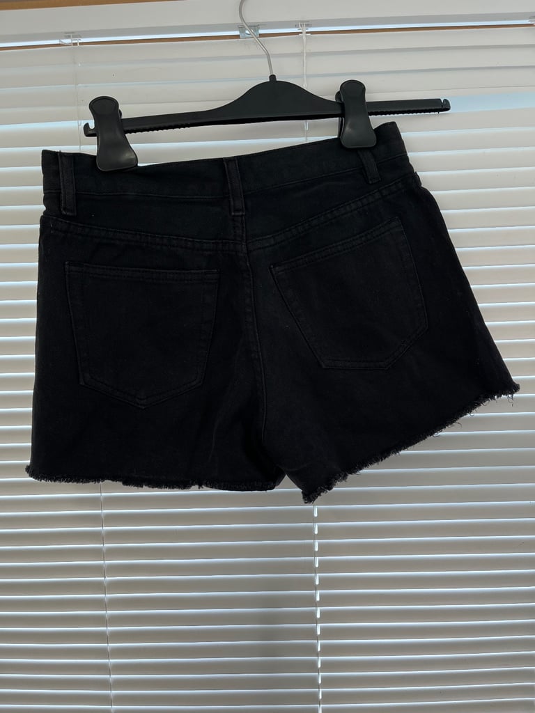 Women's Black Frayed Hem Denim Shorts Size 8