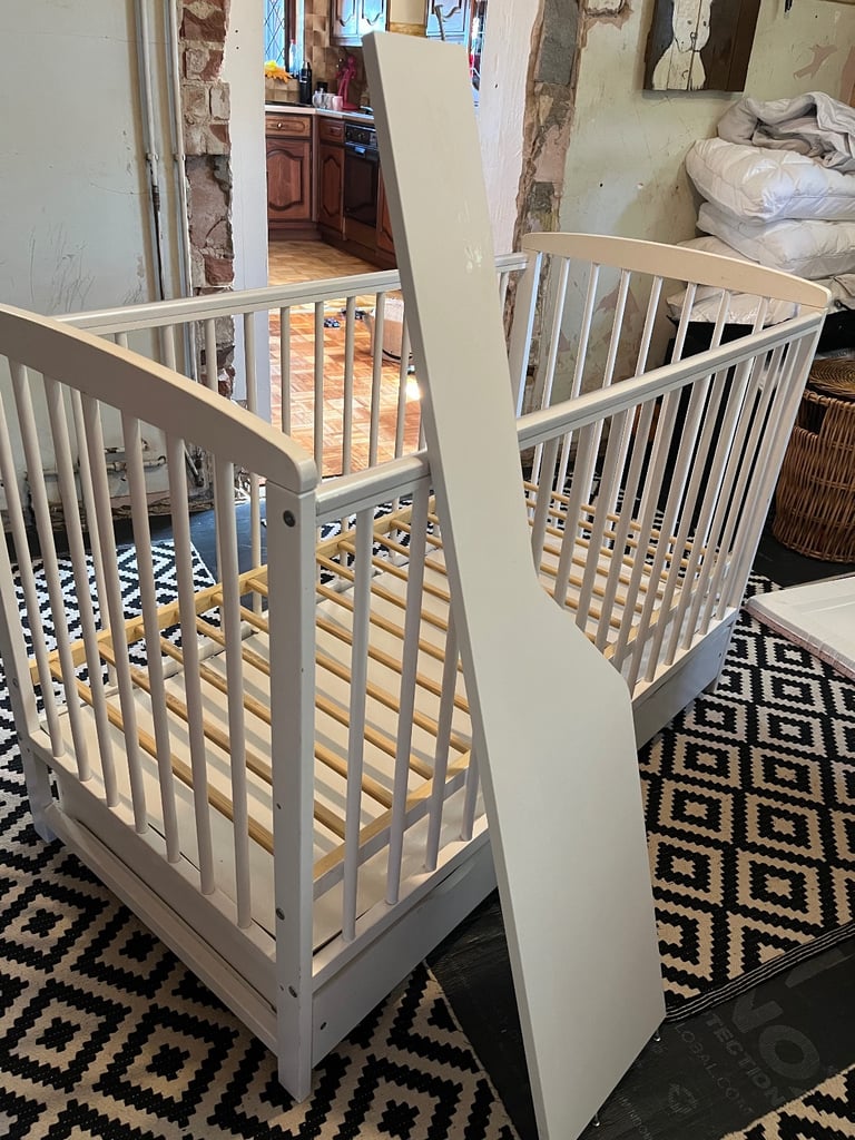 Wooden Cot