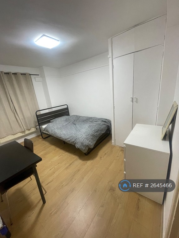 1 bedroom in Shere House, London, SE1 (#2645466)