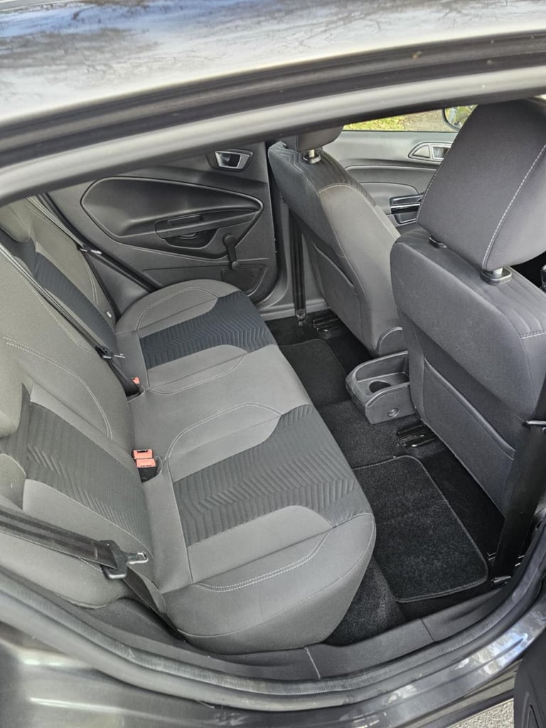 FORD FIESTA / ONLY 46K ON THE CLOCK / WET BELT DONE / SERVICE HISTORY / 2X KEY / 12 MONTHS M.O.T