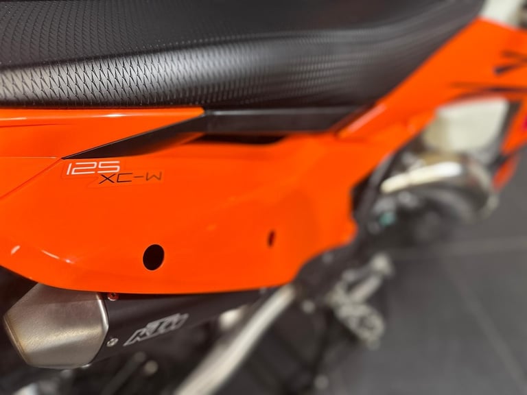KTM 125 XC-W 2026 NEW ENDURO BIKE IN STOCK AT CRAIGS MOTORCYCLES 