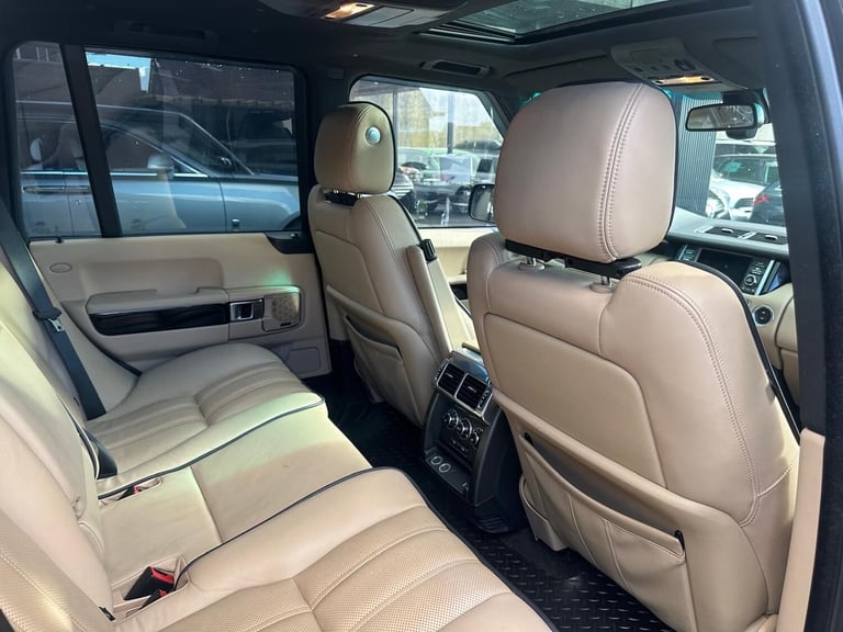 LEFT HAND DRIVE 2010 RANGE ROVER VOGUE 5.0 V8 SUPERCHARGED PETROL 79K MILES AUTO