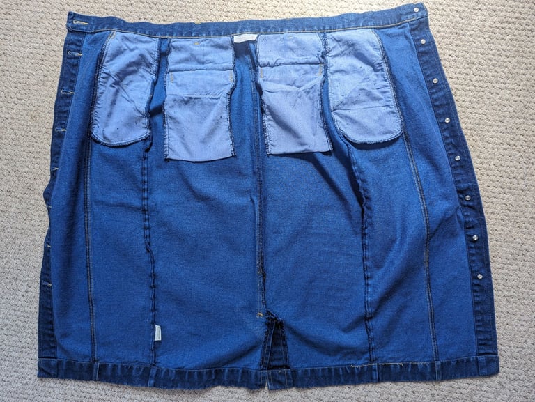 1980's ORIGINAL VINTAGE DENIM SKIRT!