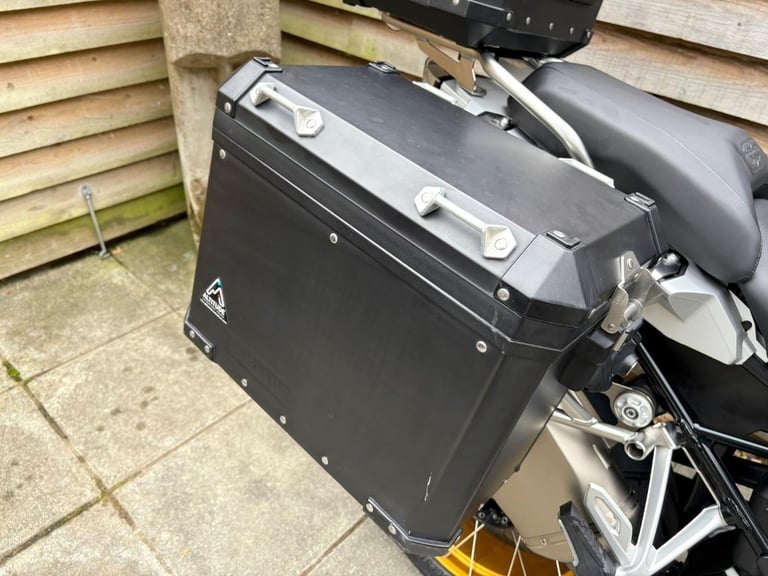 2024 / 24 BMW R 1250 GS Adventure RallyE TE £16000 Blue 11493 miles