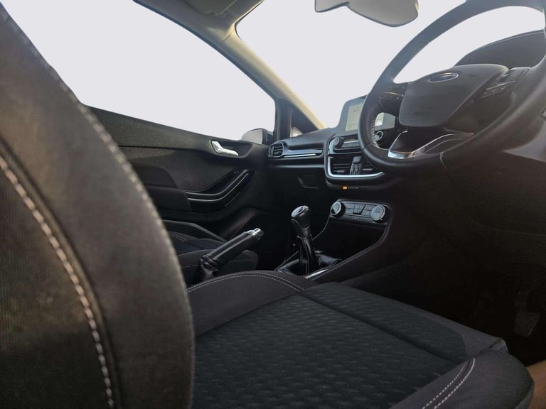 2017 Ford Fiesta 1.1 Ti-VCT Zetec Euro 6 (s/s) 3dr HATCHBACK Petrol Manual