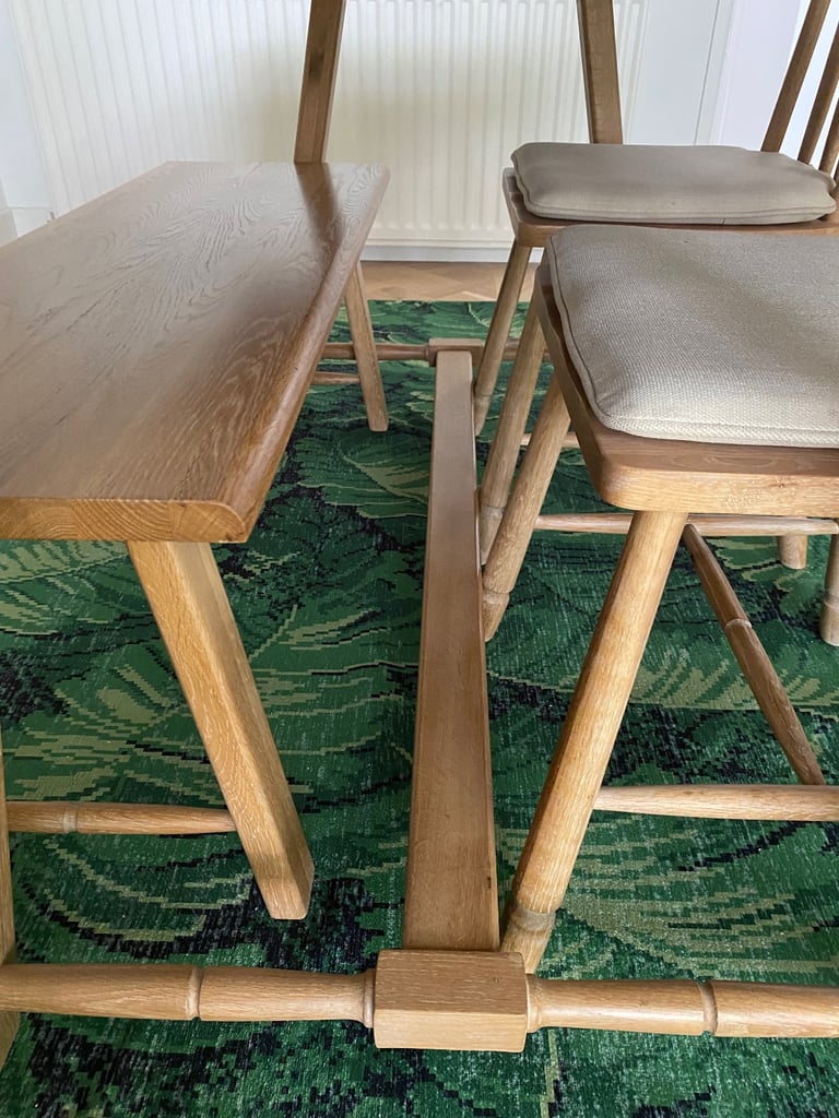 Large Oak Dining Table, seats 6-7 people