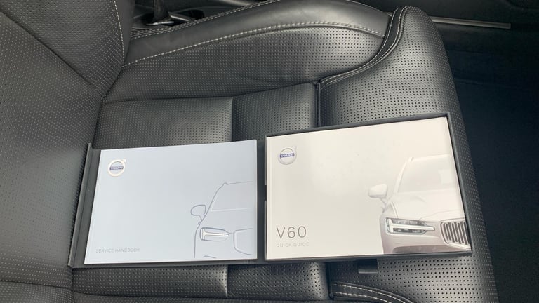 2020 Volvo V60 2.0 D3 Inscription Plus Estate 5dr Diesel Auto Euro 6 (s/s) (150 ps) ESTATE Diesel...