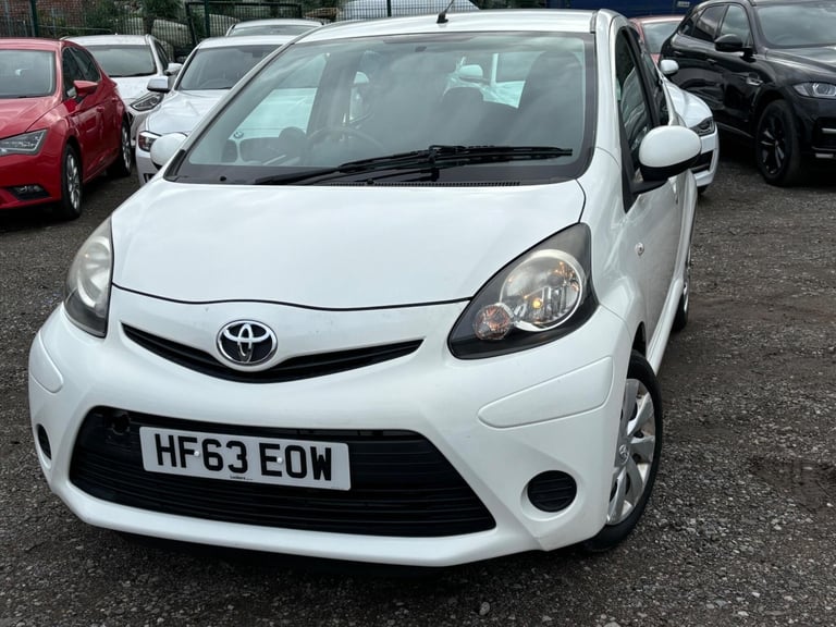 2013 Toyota AYGO 1.0 VVT-i Move 5dr HATCHBACK PETROL Manual